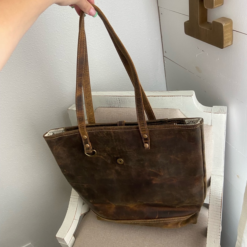 myra bag!